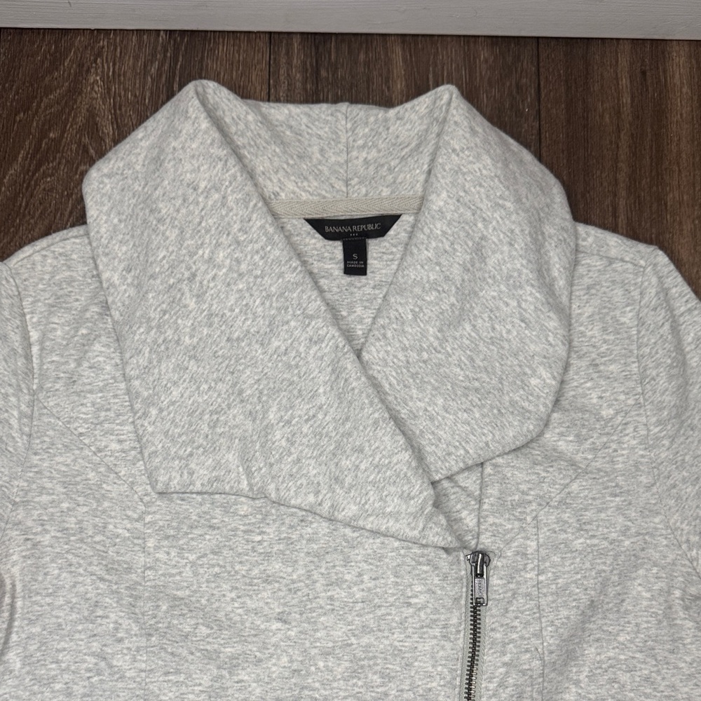 Banana Republic Light Gray Knit Fabric Women’s Size Small - Picture 5 of 12